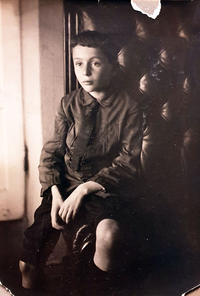 Mein Vater Mischa Werzhbinskiy als Kind