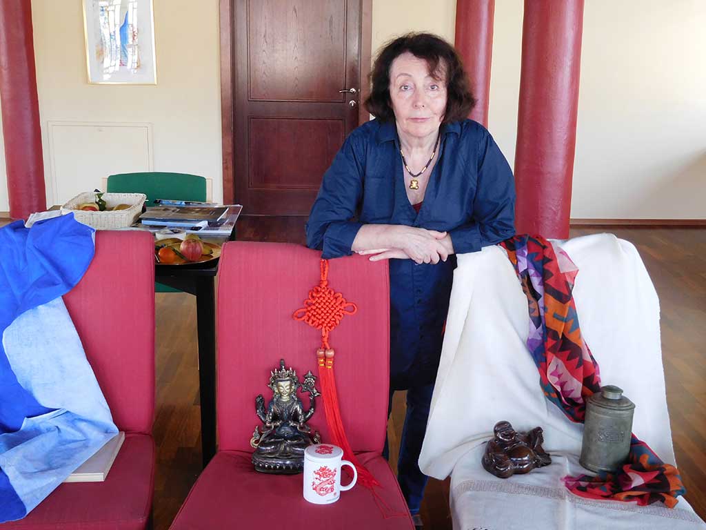 Drei f&uuml;r Kursteilnehmer aufgebaute Stillleben im Chinaturm-Atelier