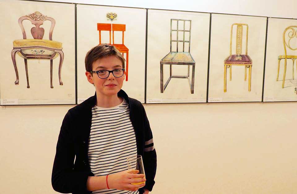 &laquo;Кабинет стульев&raquo; на втором этаже галереи